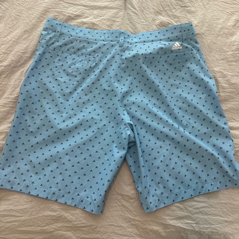 Adidas Golf Shorts Mens 38 Light Blue All Over Triangle Logo Print Performance - Picture 2 of 11
